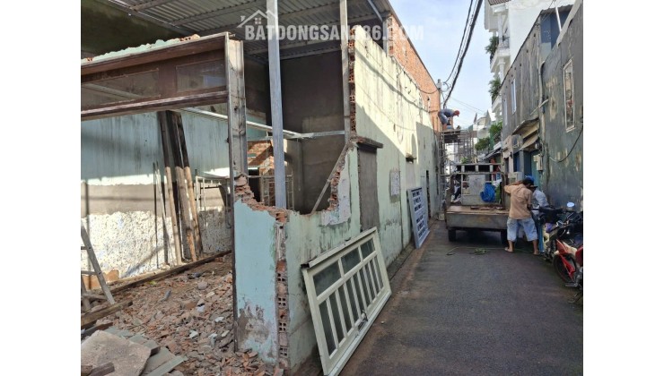 Nhà Lô góc SHR HXH né 100m2 – Lê Thị Riêng Quận 12 SS